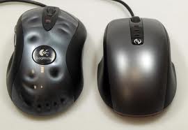 Logitech-MX-518-Gaming-Mouse-1